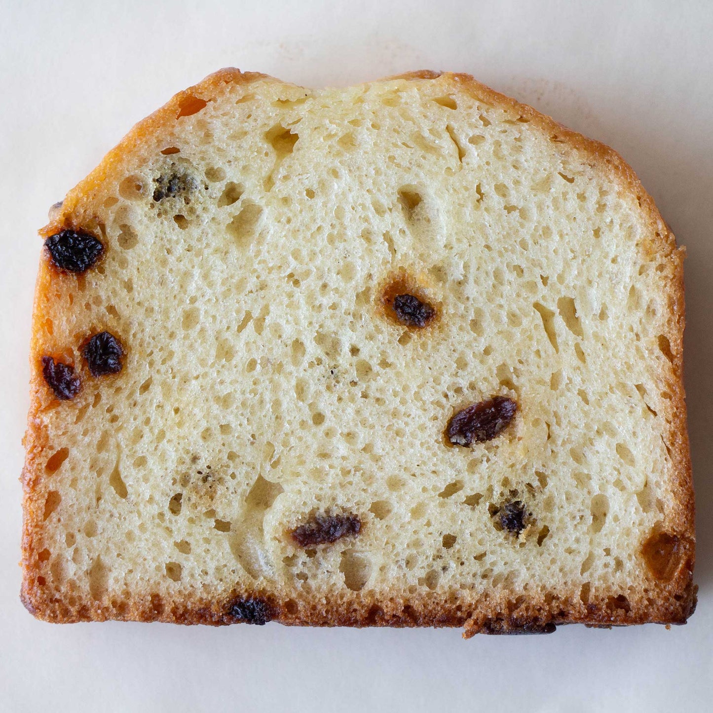 Fernando's Raisin Pound Cake 4oz