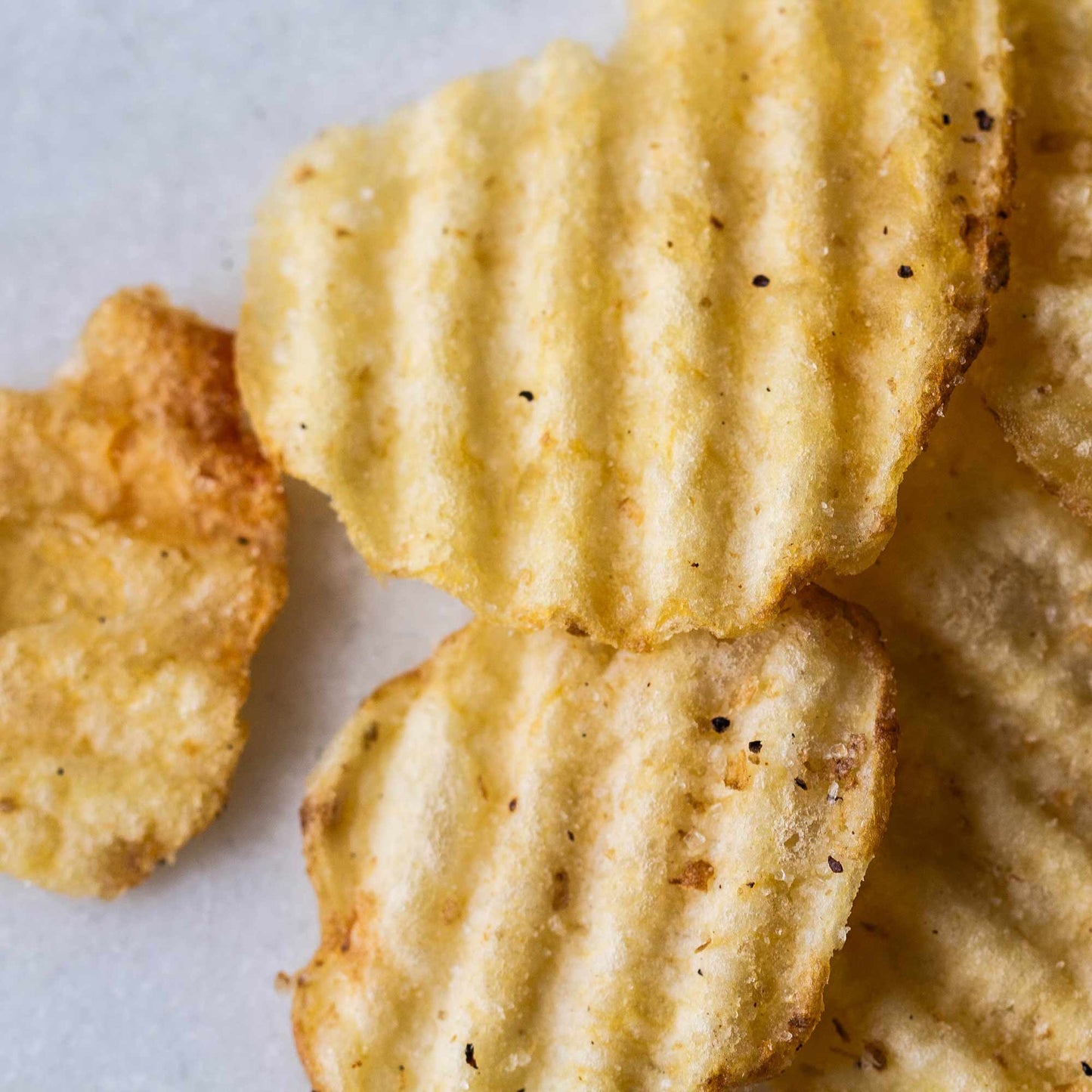 Kettle Krinkle Cut Truffle Oil Sea Salt Potato Chips 13oz