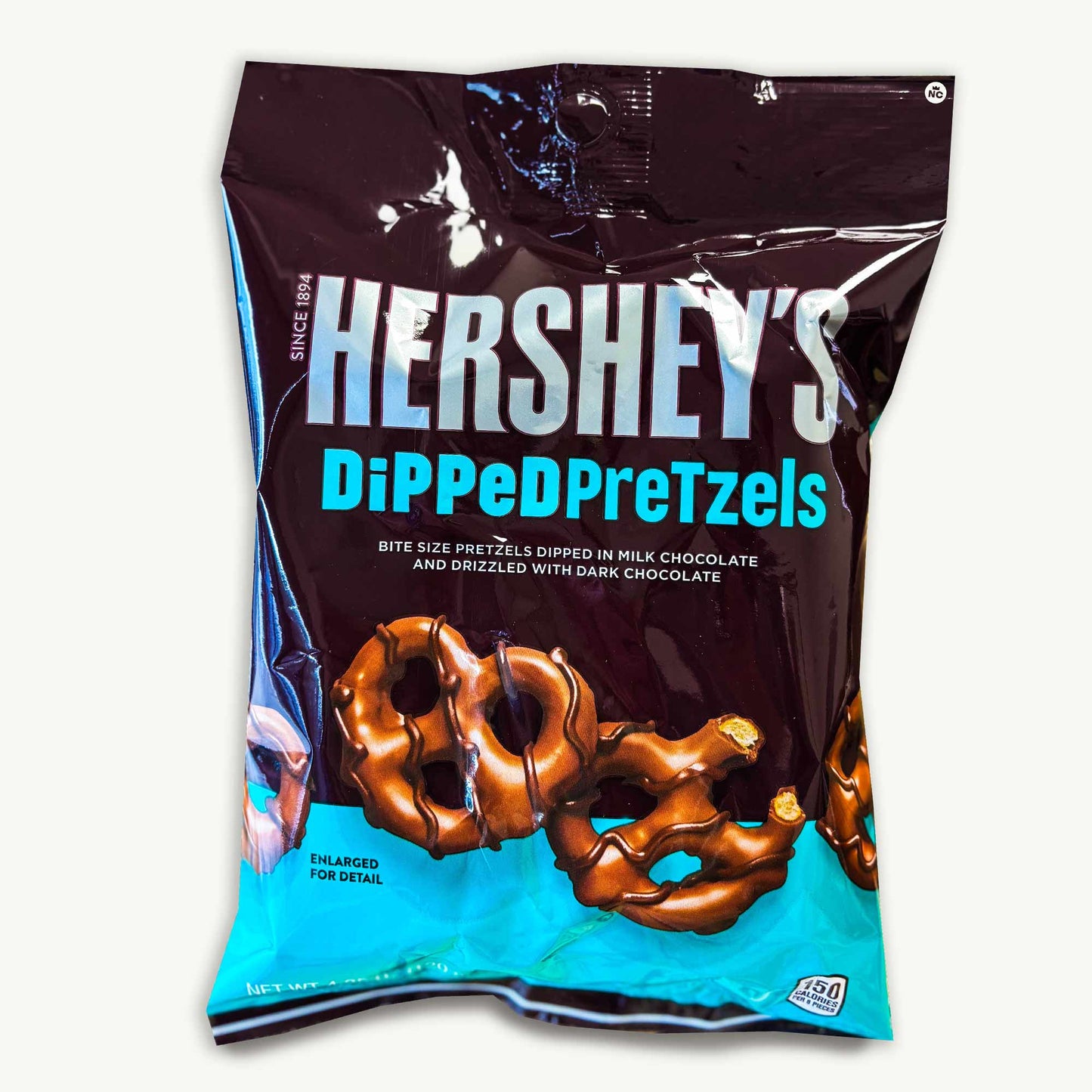 Hershey's Milk and Dark Chocolate Dipped Pretzels 4.25oz