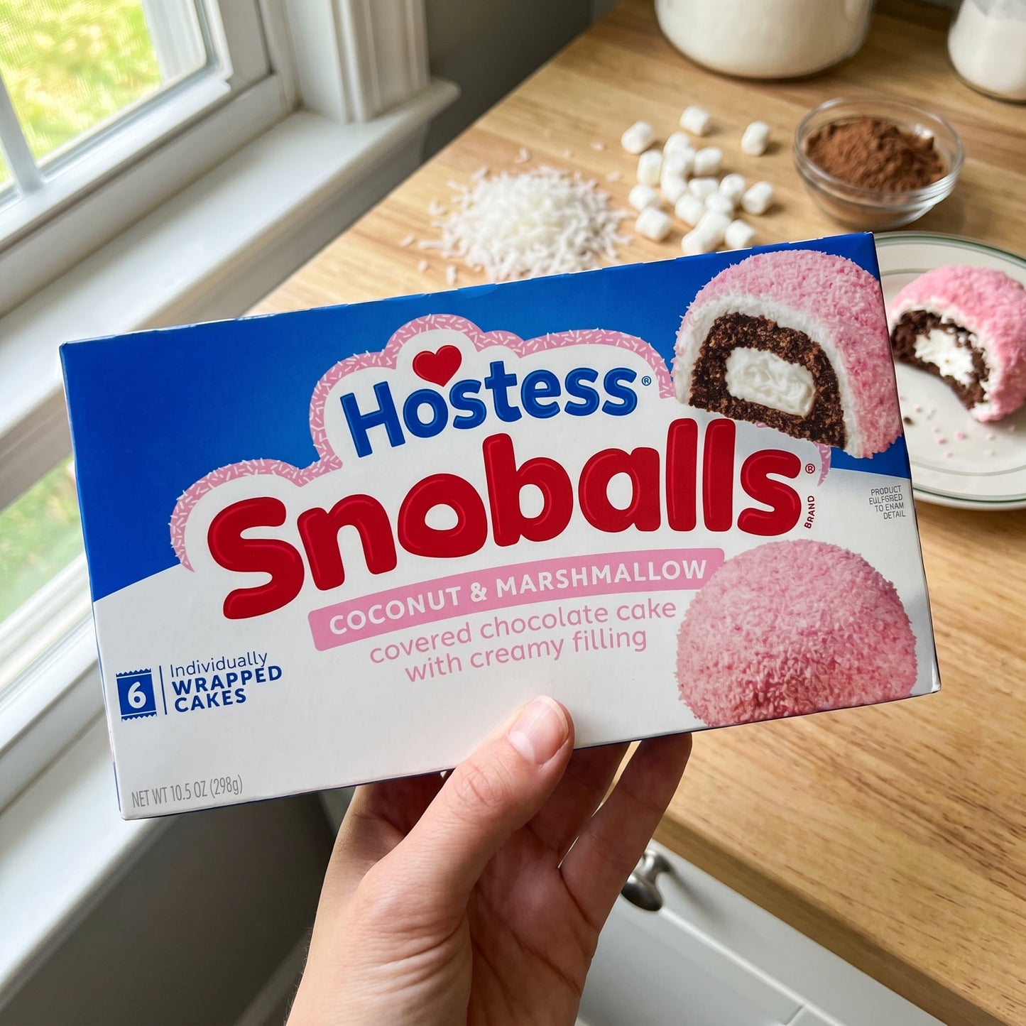 Hostess Snowballs Coconut Marshmallow Chocolate Cake (Pink) 10.5oz 6ct