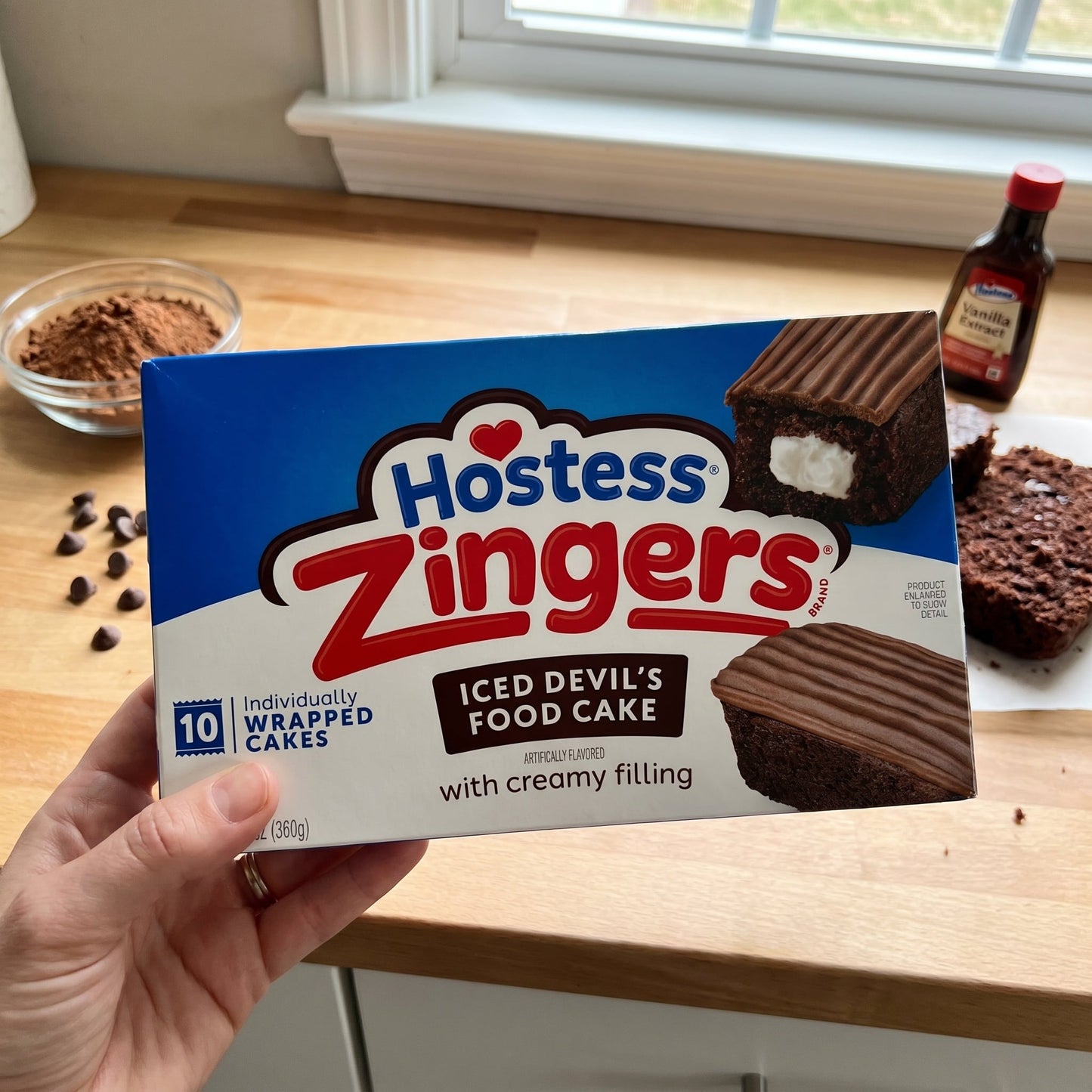 Hostess Zingers Variety Pack — Iced Vanilla (3) Devil's Food Chocolate Snack Cakes (3) — 6 Boxes