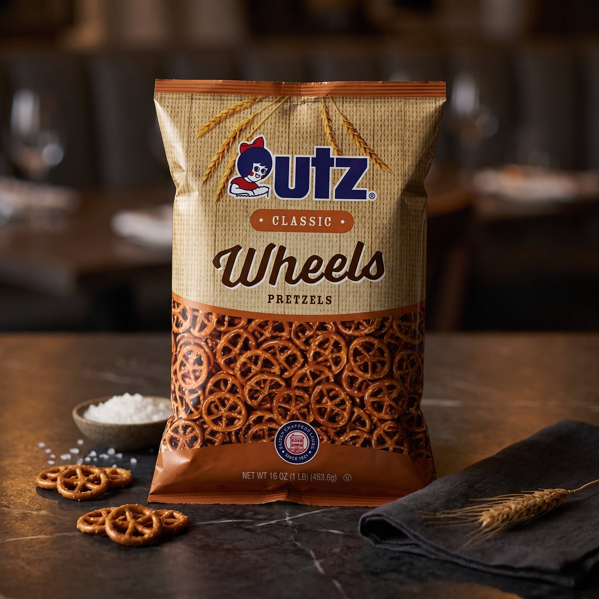 Utz Classic Wheels Pretzels 16oz — fine scene